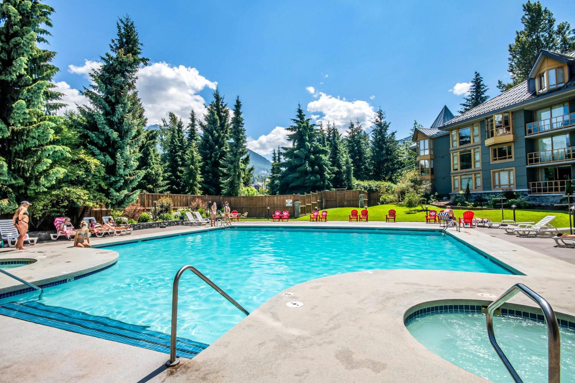 Cascade Lodge Whistler Exterior foto